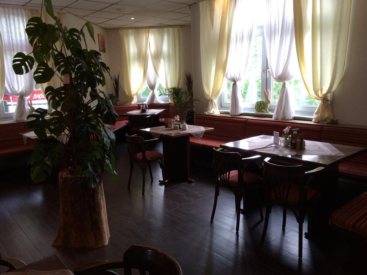 Hotel Restaurant Hohe Tanne Grossbreitenbach Екстериор снимка