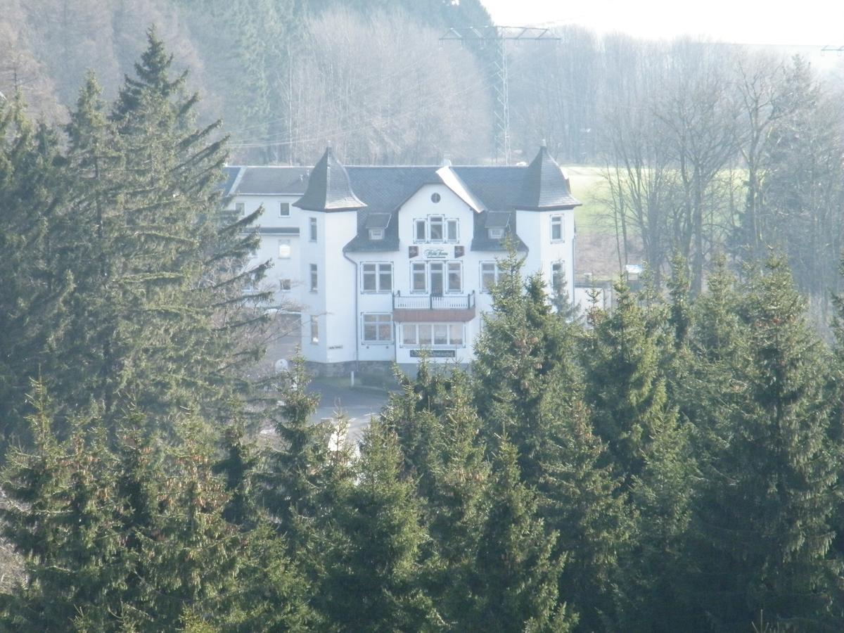 Hotel Restaurant Hohe Tanne Grossbreitenbach Екстериор снимка